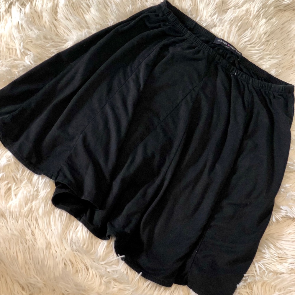 BRANDY MELVILLE BLACK SKATER SKIRT